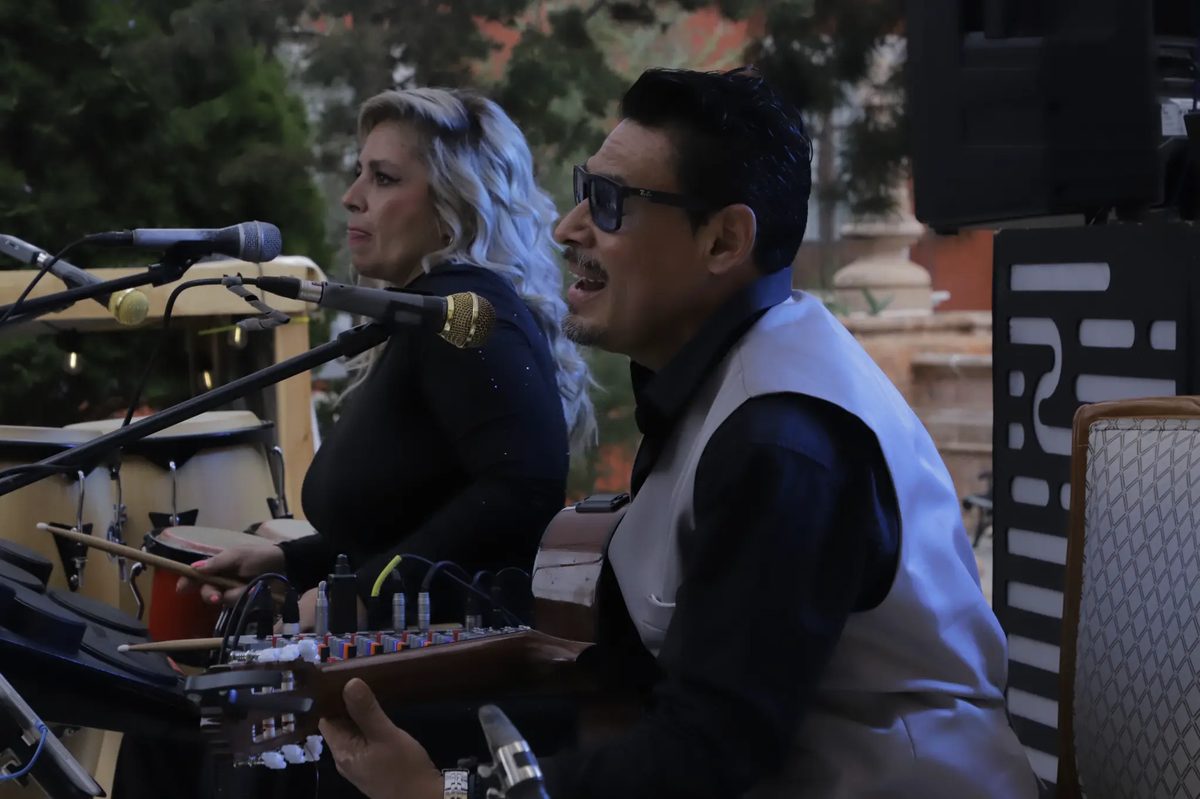 Marlen & Gustavo — juntos en escenario
